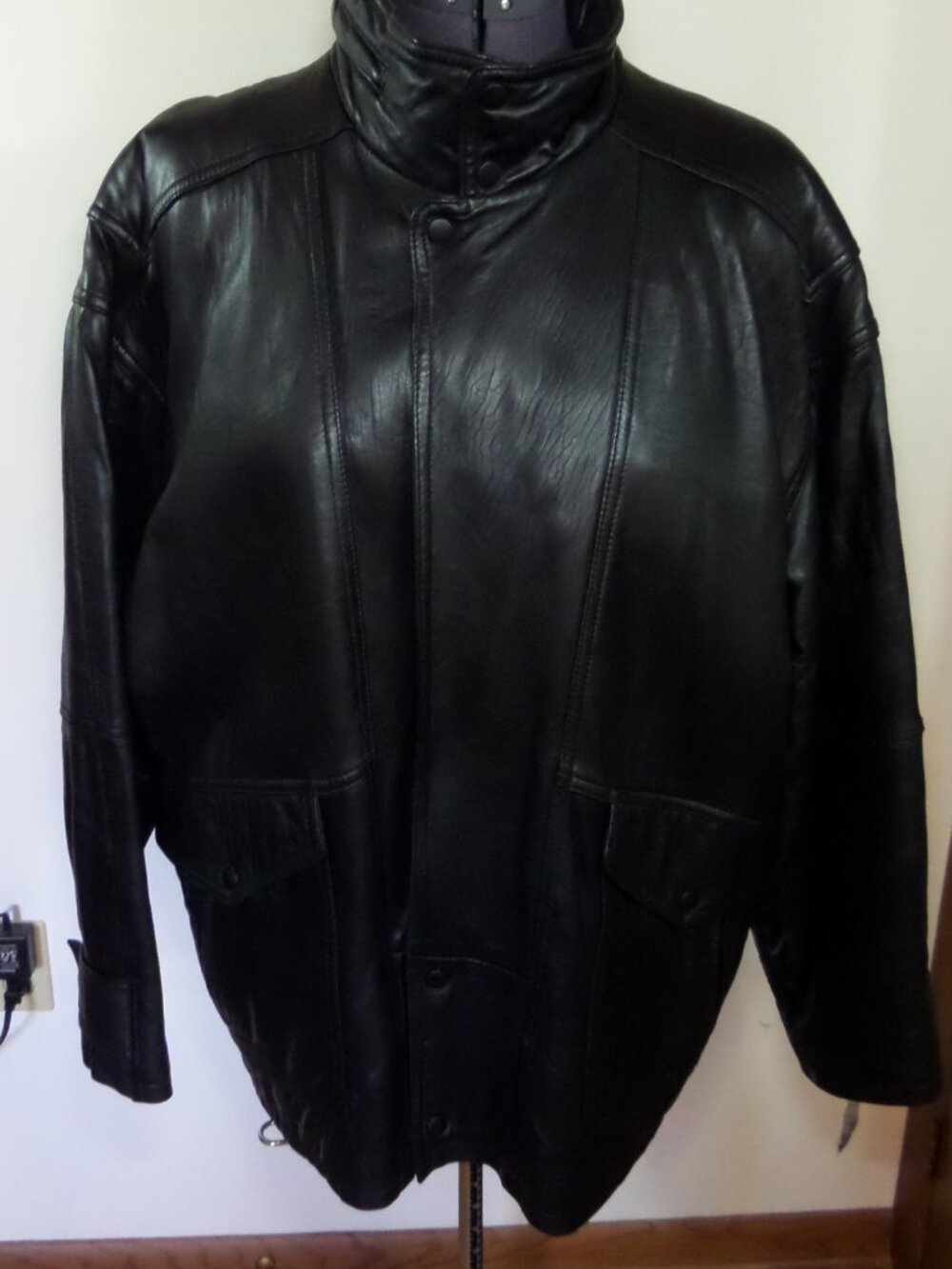 Global Identity Mens Black Leather Biker Jacket Size L NWT